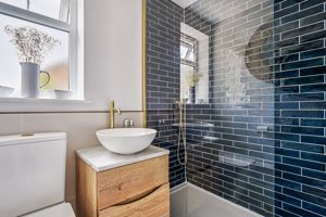 Photo 21- click for photo gallery